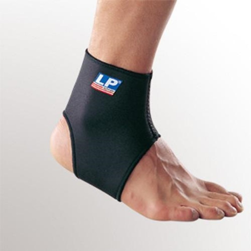 LP Ankle Support 704